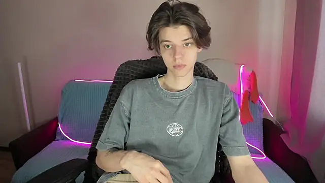 Snapshot of Liam_sexy1 chatting on 02-16-25, 01:38 Liam sexy1 online show from 02-16-25, 01:38