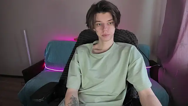 Snapshot of Liam_sexy1 chatting on 02-24-25, 07:55 Liam sexy1 online show from 02-24-25, 07:55