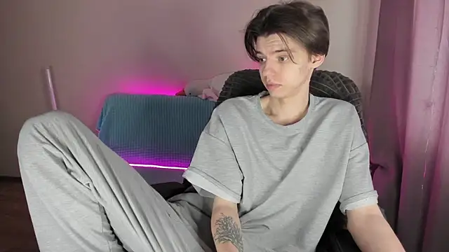 Snapshot of Liam_sexy1 chatting on 02-28-25, 07:58 Liam sexy1 online show from 02-28-25, 07:58