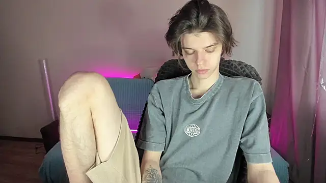 Snapshot of Liam_sexy1 chatting on 03-04-25, 08:13 Liam sexy1 online show from 03-04-25, 08:13