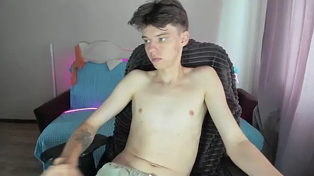 Snapshot of Liam_sexy1 chatting on 09-13-25, 07:41 Liam sexy1 online show from 09-13-25, 07:41