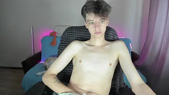 Snapshot of Liam_sexy1 chatting on 09-20-25, 06:58 Liam sexy1 online show from 09-20-25, 06:58