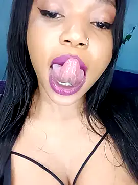 Sugartonguexx online show from 02-13-25, 09:17