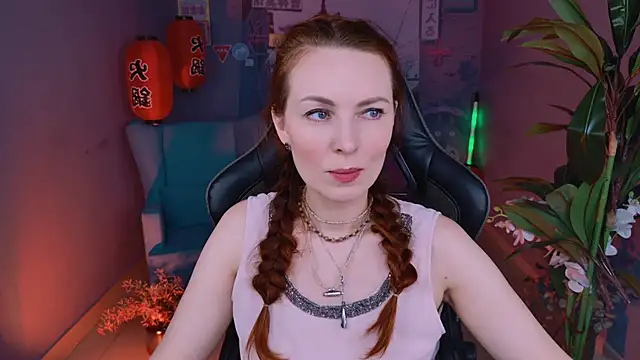 VandaRossi online show from 01-17-25, 08:13