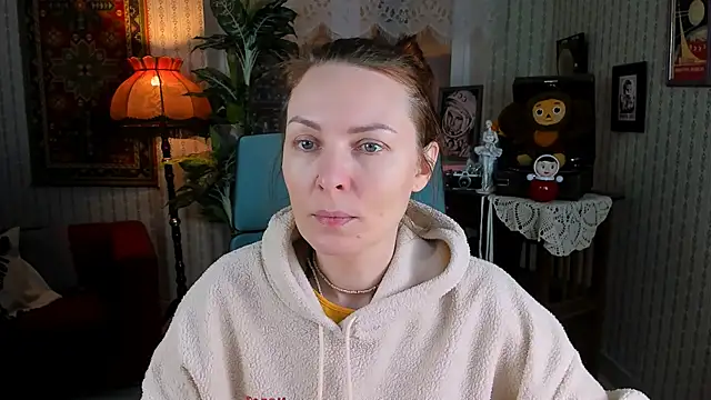 VandaRossi online show from 02-16-25, 05:26