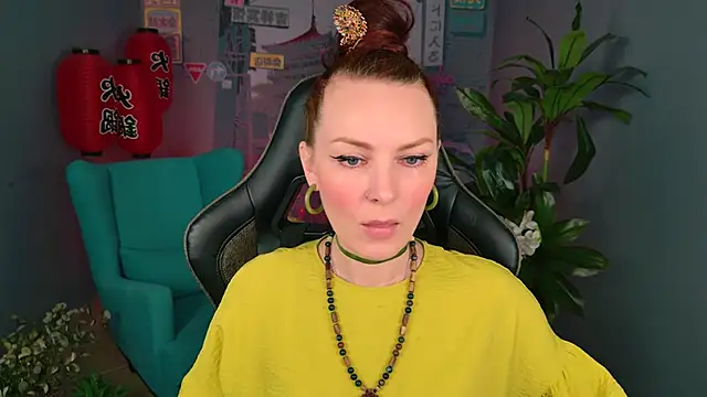 VandaRossi online show from 09-24-25, 09:12