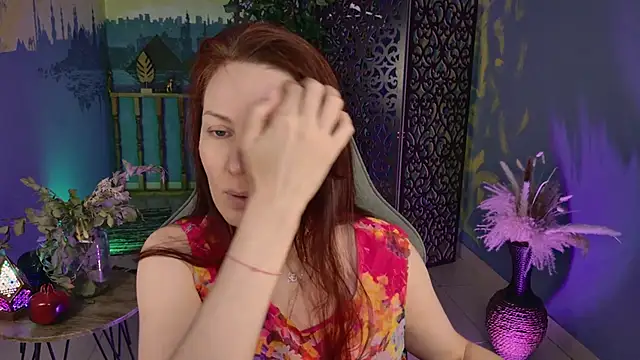 VandaRossi online show from 10-10-25, 05:50