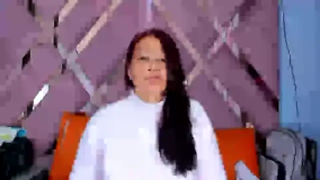 Snapshot of Mulan_sexy01 chatting on 05-20-26, 08:04 Mulan sexy01 online show from 05-20-26, 08:04