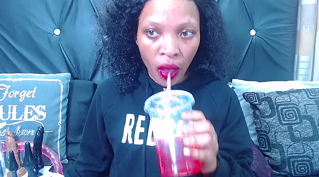 Snapshot of spicydiver38 chatting on 03-19-25, 06:01 spicydiver38 online show from 03-19-25, 06:01