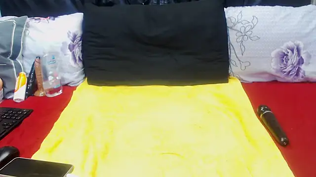 spicydiver38 online show from 05-12-26, 01:58
