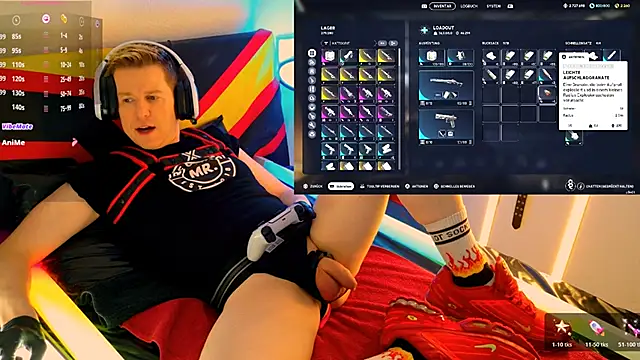 Snapshot of Fuc71 chatting on 02-09-26, 02:54 Fuc71 online show from 02-09-26, 02:54