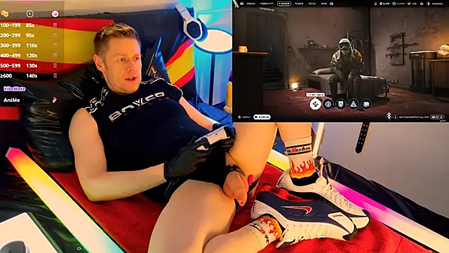 Snapshot of Fuc71 chatting on 03-03-26, 06:47 Fuc71 online show from 03-03-26, 06:47