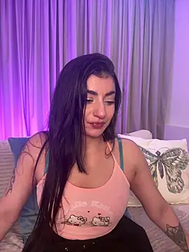 Snapshot of ZoeZayd chatting on 02-03-26, 10:37 ZoeZayd online show from 02-03-26, 10:37