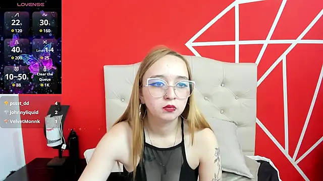 Snapshot of Liaroberts1 chatting on 01-12-25, 03:57 Liaroberts1 online show from 01-12-25, 03:57