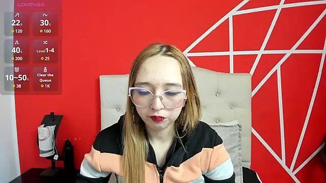 Snapshot of Liaroberts1 chatting on 01-15-25, 12:04 Liaroberts1 online show from 01-15-25, 12:04