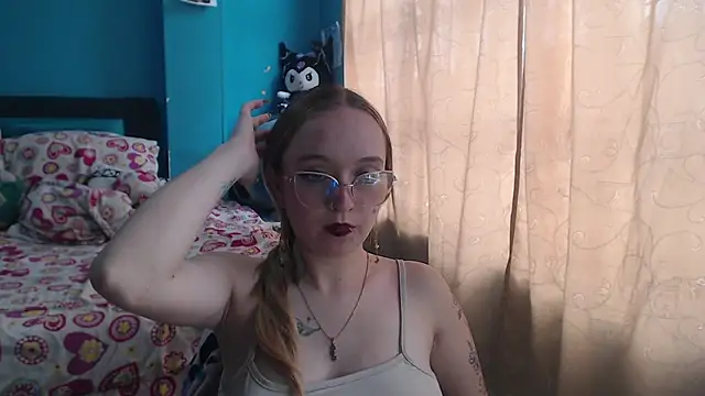 Snapshot of Liaroberts1 chatting on 02-24-25, 03:09 Liaroberts1 online show from 02-24-25, 03:09