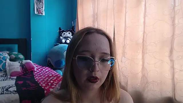 Snapshot of Liaroberts1 chatting on 03-21-25, 03:02 Liaroberts1 online show from 03-21-25, 03:02