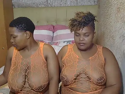 Snapshot of Xxxsluts chatting on 01-13-26, 07:08 Xxxsluts online show from 01-13-26, 07:08