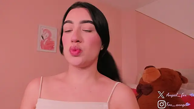 angeel fox online show from 09-25-25, 03:54