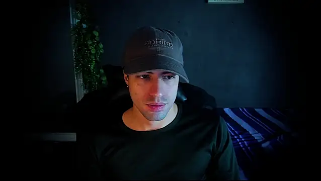 Snapshot of newjeff chatting on 10-03-25, 09:23 newjeff online show from 10-03-25, 09:23