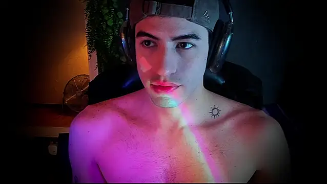 Snapshot of newjeff chatting on 10-04-25, 09:29 newjeff online show from 10-04-25, 09:29