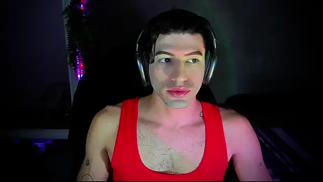 Snapshot of newjeff chatting on 10-28-25, 10:45 newjeff online show from 10-28-25, 10:45