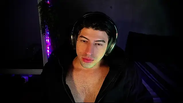 Snapshot of newjeff chatting on 10-30-25, 12:34 newjeff online show from 10-30-25, 12:34