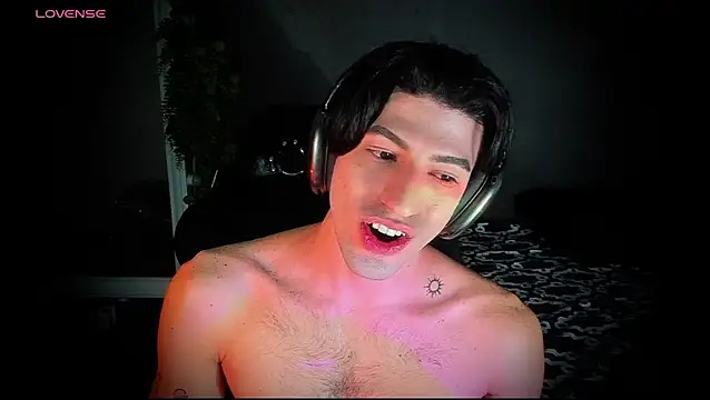 Snapshot of newjeff chatting on 12-03-25, 01:57 newjeff online show from 12-03-25, 01:57