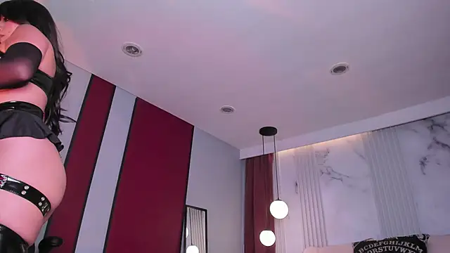 Snapshot of ninaevanss_ chatting on 11-27-25, 08:33 ninaevanss online show from 11-27-25, 08:33