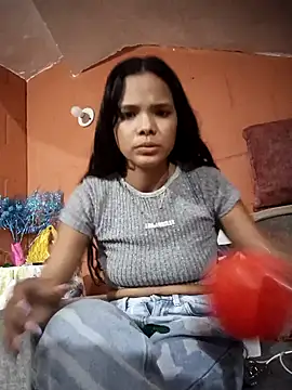 GinaParker  online show from 01-01-25, 01:37