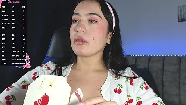 ZaraDames  online show from 02-15-26, 03:58