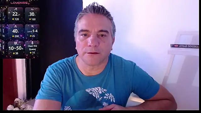 Snapshot of golden_punisher chatting on 02-02-25, 05:10 golden punisher online show from 02-02-25, 05:10