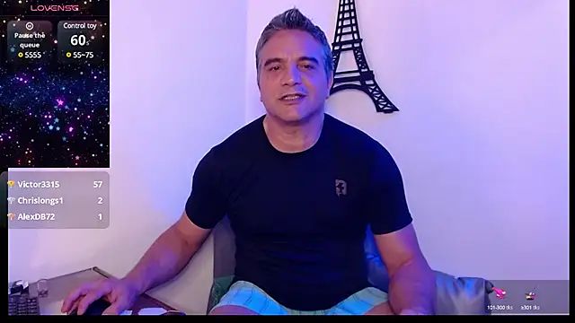 Snapshot of golden_punisher chatting on 02-17-25, 08:19 golden punisher online show from 02-17-25, 08:19