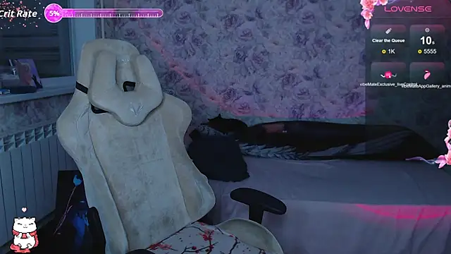 Estelle Hicks online show from 10-31-25, 06:09