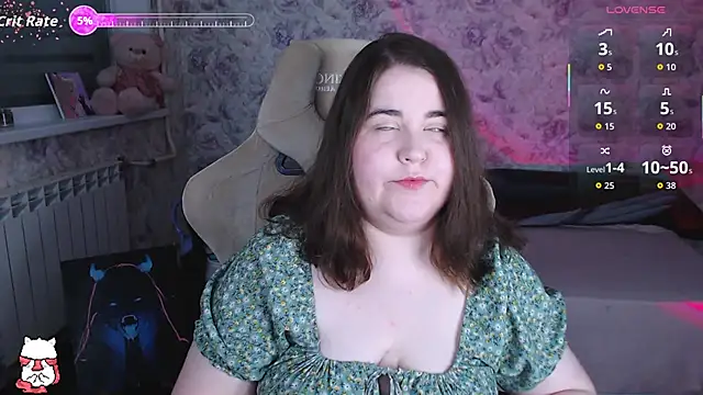Snapshot of Estelle_Hicks chatting on 05-31-26, 07:04 Estelle Hicks online show from 05-31-26, 07:04