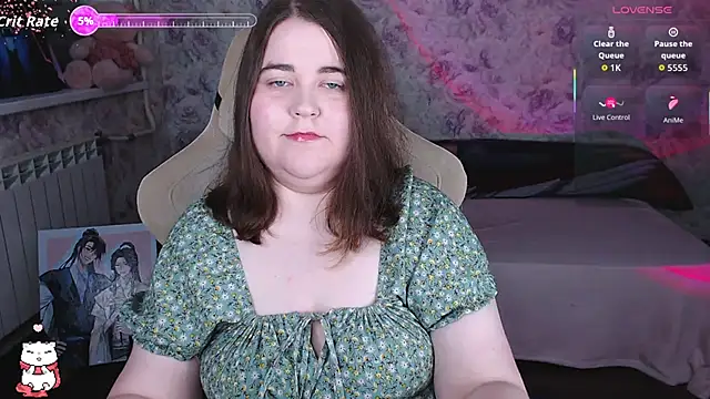 Snapshot of Estelle_Hicks chatting on 06-06-26, 06:56 Estelle Hicks online show from 06-06-26, 06:56