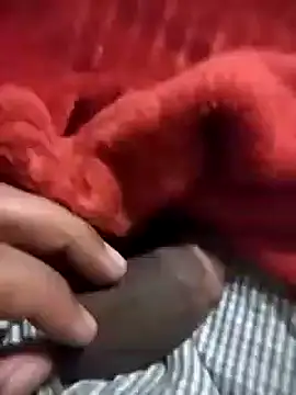 Snapshot of Leratolalebo chatting on 02-19-25, 06:32 Leratolalebo online show from 02-19-25, 06:32