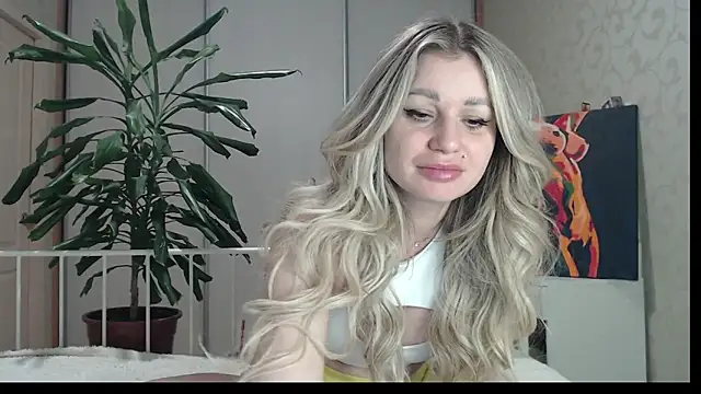 Snapshot of ShyEvaa chatting on 05-14-26, 05:53 ShyEvaa online show from 05-14-26, 05:53