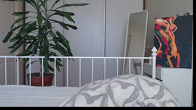 Snapshot of ShyEvaa chatting on 05-18-26, 04:07 ShyEvaa online show from 05-18-26, 04:07