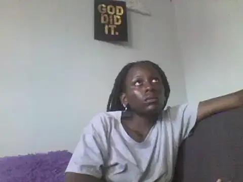 Snapshot of chilliedoug chatting on 12-15-24, 01:54 chilliedoug online show from 12-15-24, 01:54