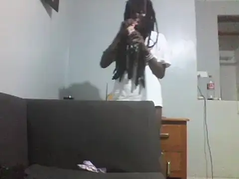 Snapshot of chilliedoug chatting on 12-31-24, 08:23 chilliedoug online show from 12-31-24, 08:23