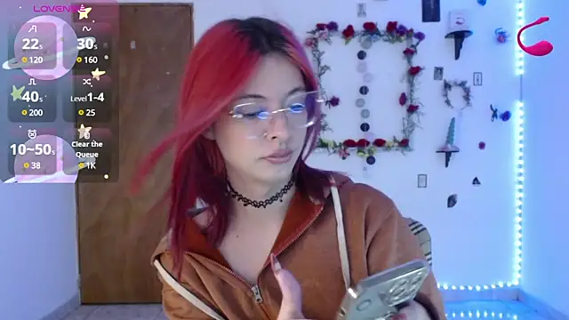 Snapshot of _GalyaX_ chatting on 12-14-24, 12:33 GalyaX online show from 12-14-24, 12:33