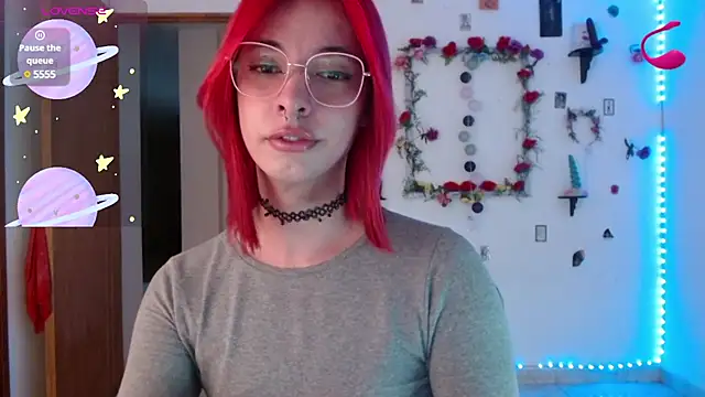 Snapshot of _GalyaX_ chatting on 02-26-25, 02:04 GalyaX online show from 02-26-25, 02:04