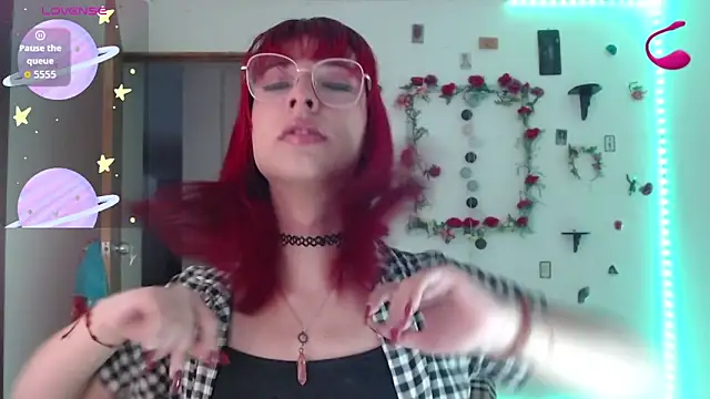 Snapshot of _GalyaX_ chatting on 10-20-25, 10:21 GalyaX online show from 10-20-25, 10:21