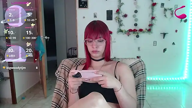 Snapshot of _GalyaX_ chatting on 11-14-25, 02:21 GalyaX online show from 11-14-25, 02:21