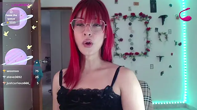 Snapshot of _GalyaX_ chatting on 11-27-25, 02:52 GalyaX online show from 11-27-25, 02:52