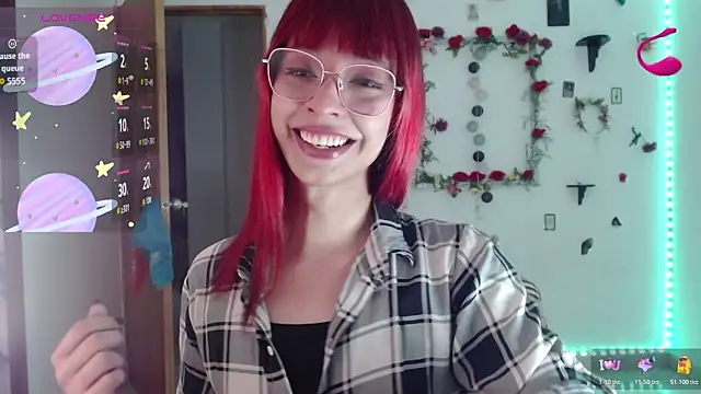 Snapshot of _GalyaX_ chatting on 12-18-25, 12:33 GalyaX online show from 12-18-25, 12:33