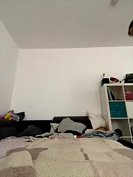 0maxx00 online show from 10-05-25, 02:04