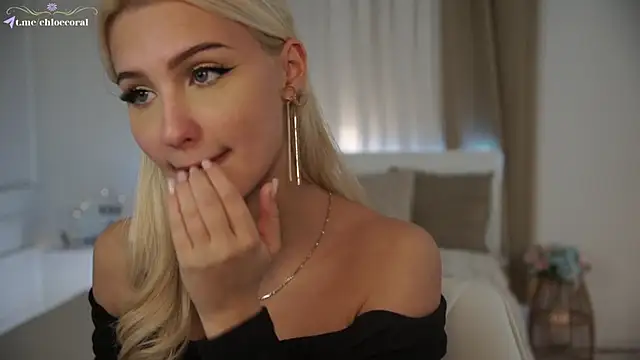 ChloeCoral online show from 12-04-24, 09:46