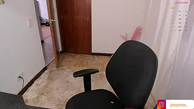 Victoryyy  online show from 03-08-25, 08:46